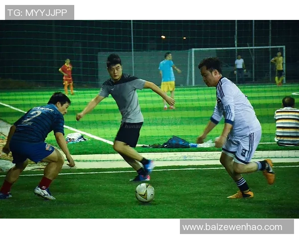 足球辛普森：在绿茵场上的幽默与激情交织的故事